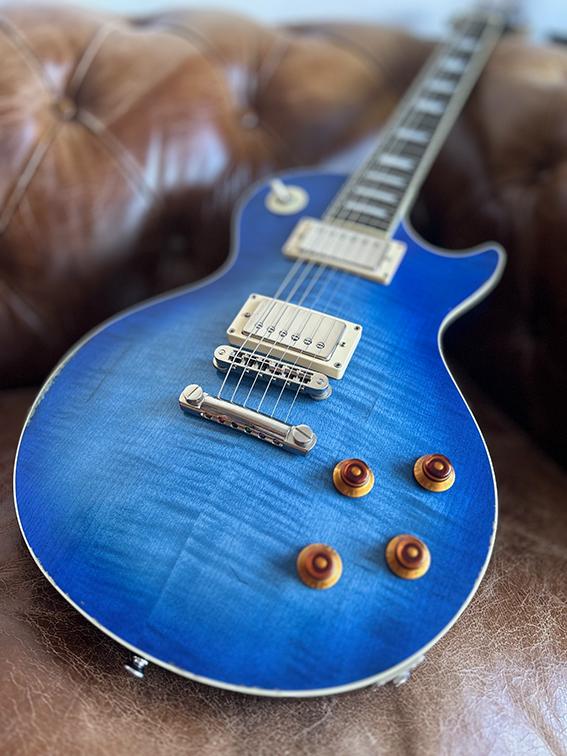 Maybach Lester CS Blue Burst 2-Stock